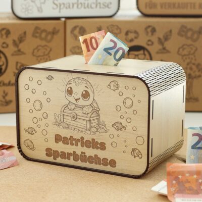 Kinderspardosen aus Holz mit Namen - Schildkröte und Schatztruhe P03-17 KreativerOnkel.de